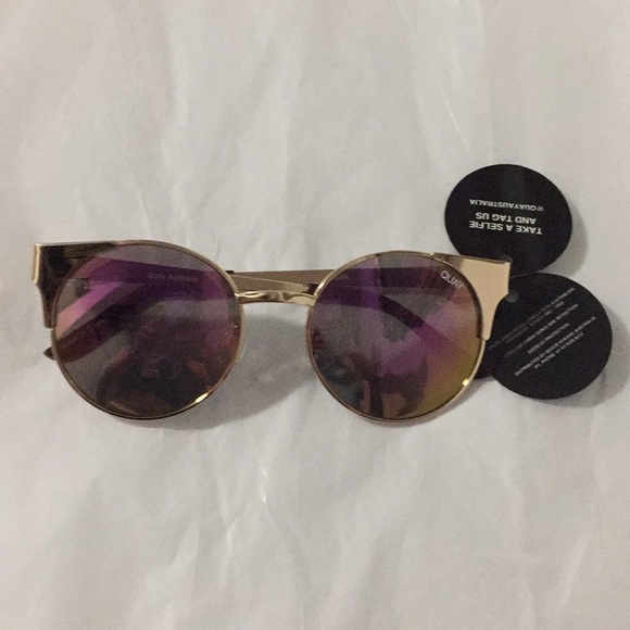 Quay Australia Accessories - NEW QUAY AUSTRALIA CAT GOLD MIRROR SUNGLASSES OS